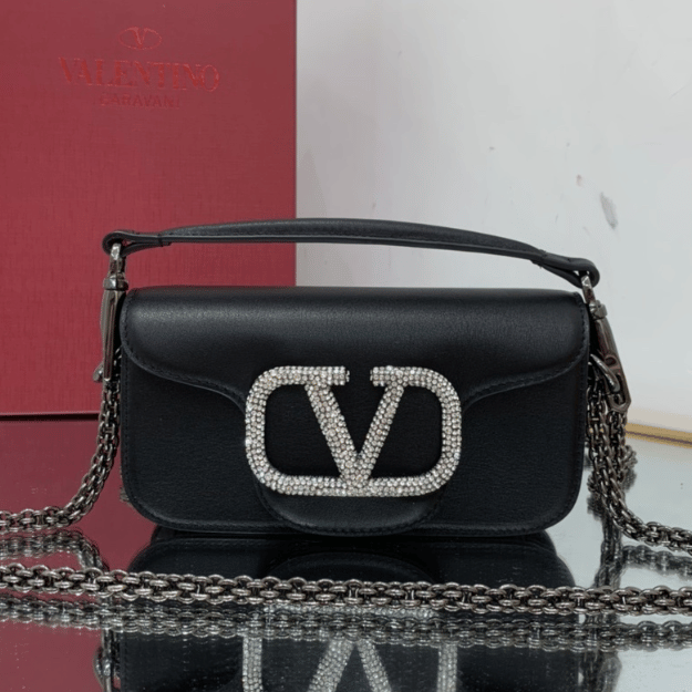 Valentino Locò Small Shoulder Bag Black 7.8 Inches 7W2B0K53CWR_249