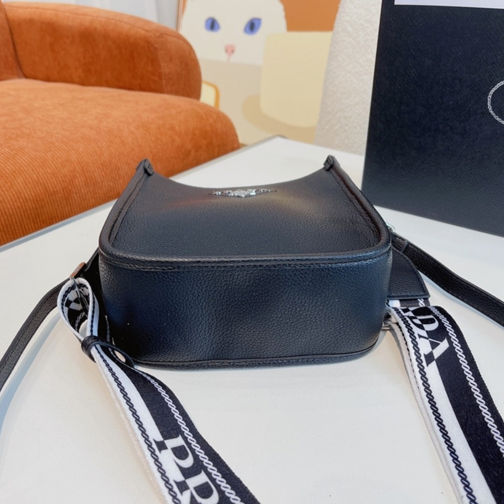 Prada Leather Mini Shoulder Bag Black 7.9 Inches 1Bh191 2DKV F0002 V 3OO