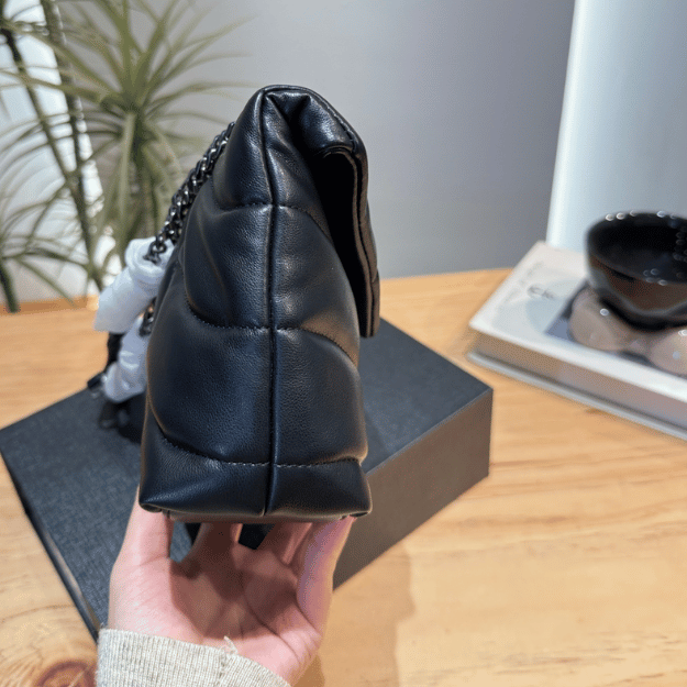 Saint Laurent Loulou Bag Black Nappa 8.7 Inches 5774761El001000