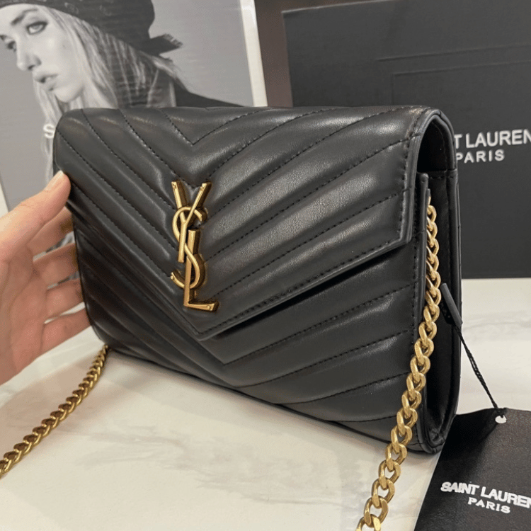 Saint Laurent Envelope Woc Black Bag 8.7 Inches 742920AAA441000