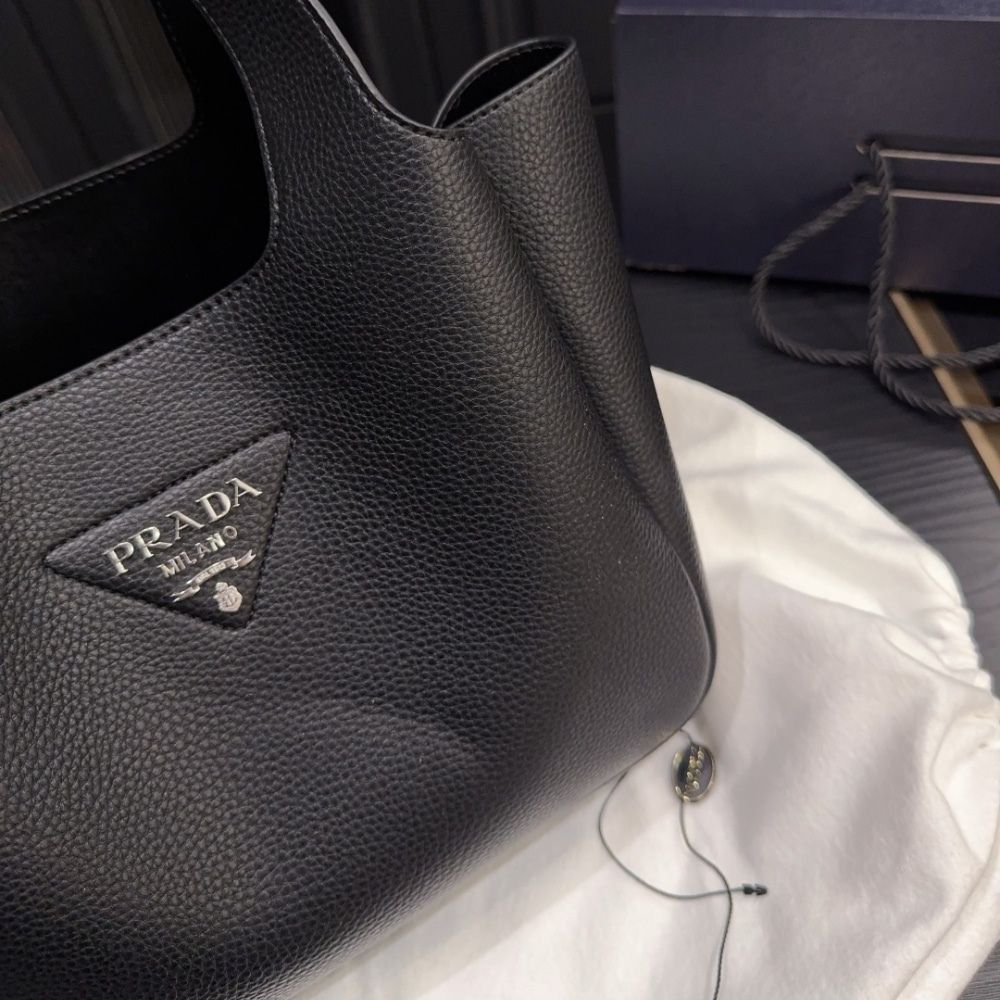 Prada Small Leather Tote Bag Black 9.4 Inches 1Bg335 2Dkv F0632 V Onm