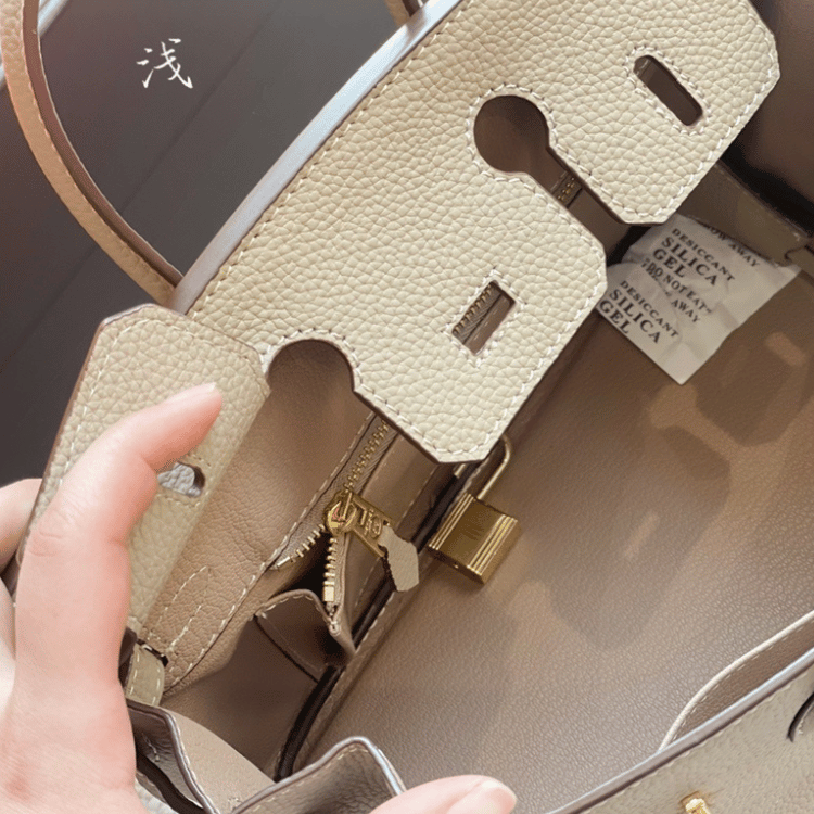 Hermès Birkin Bag Taupe 11.8 Inches