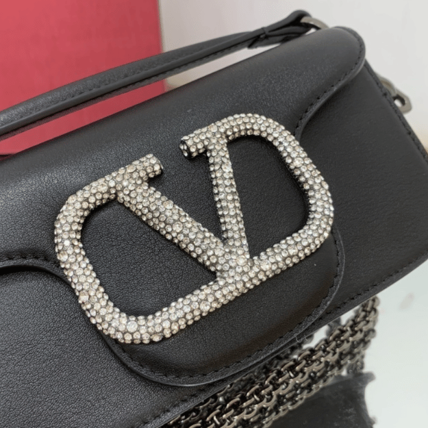 Valentino Locò Small Shoulder Bag Black 7.8 Inches 7W2B0K53CWR_249