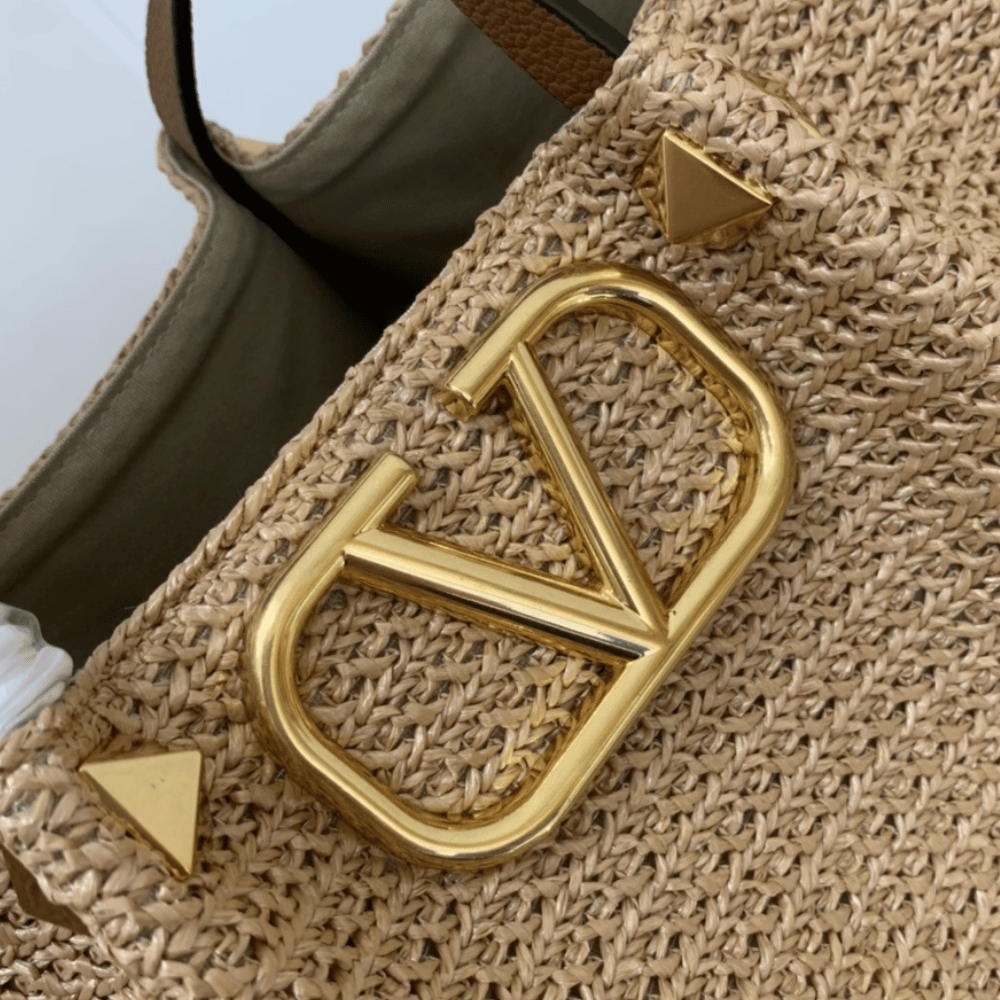 Valentino Vlogo Raffia Vlogo Tote Bag 13.8 Inches 7W2B0K39Yce_D84