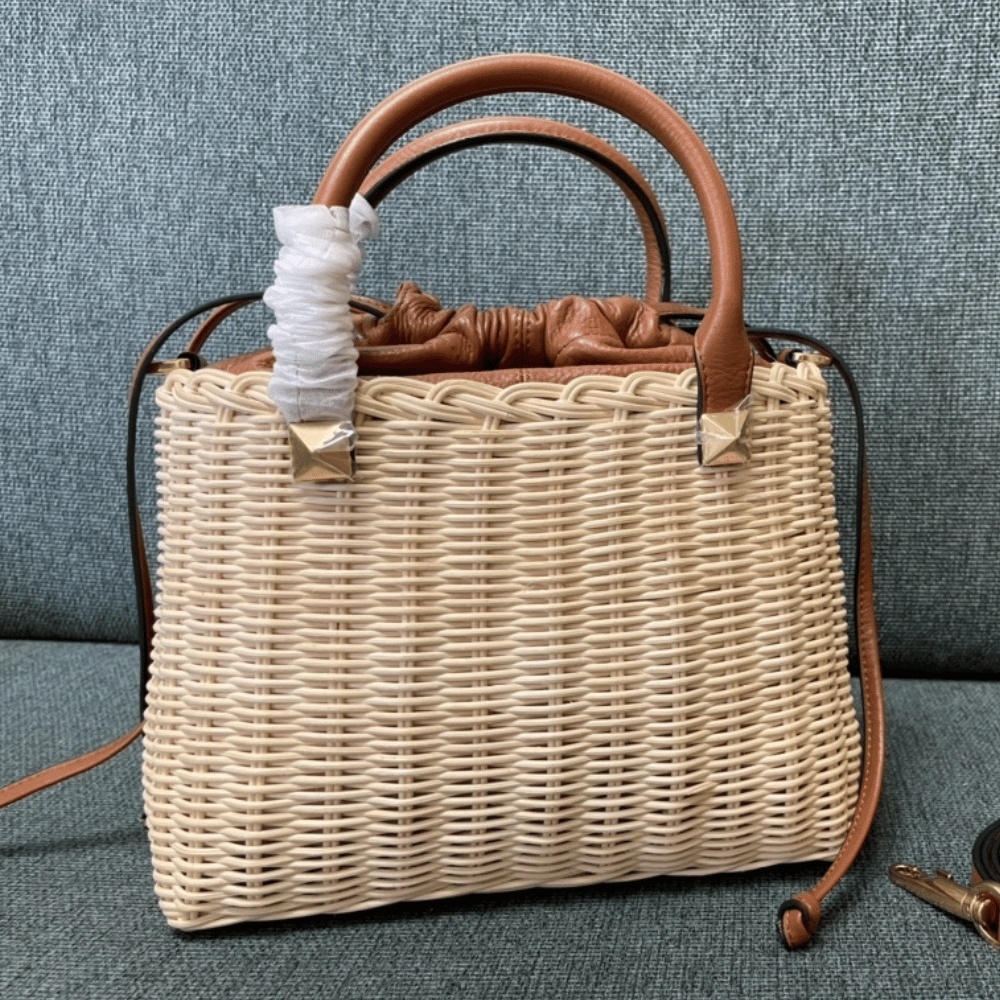 Valentino Vlogo Wicker Bag 9.8 Inches 7W2B0K53CU_249