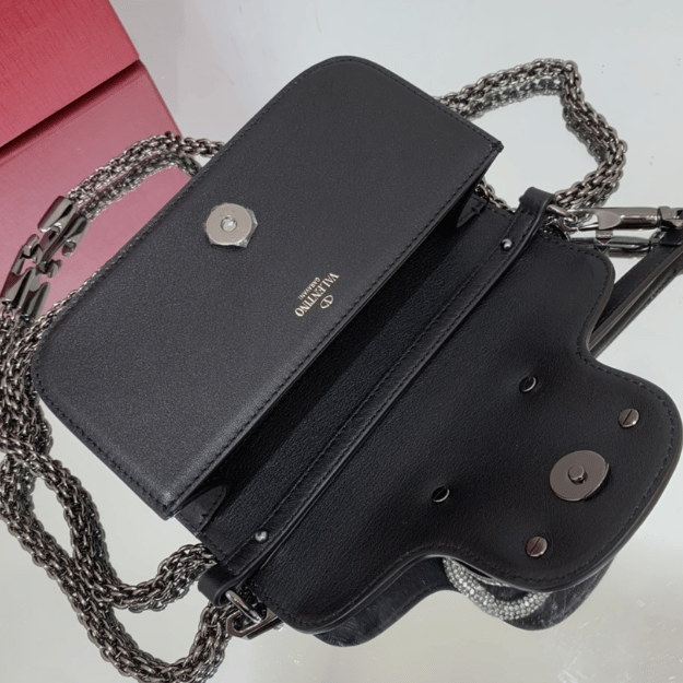 Valentino Locò Small Shoulder Bag Black 7.8 Inches 7W2B0K53CWR_249
