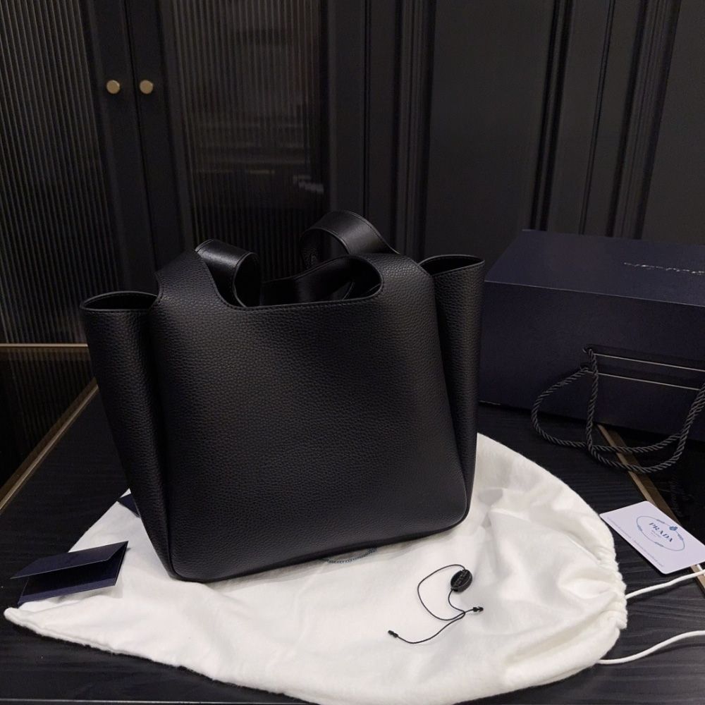 Prada Small Leather Tote Bag Black 9.4 Inches 1Bg335 2Dkv F0632 V Onm