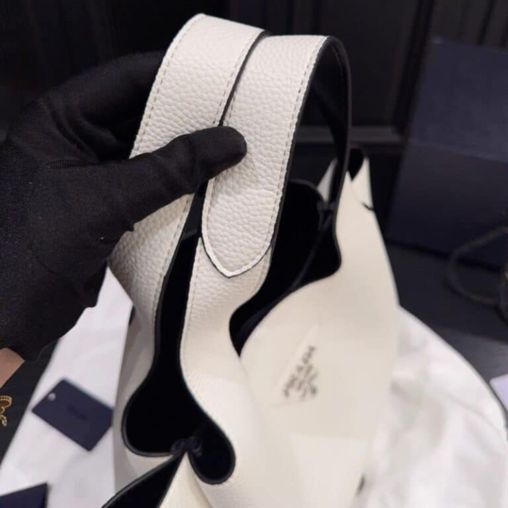 Prada Small Leather Tote Bag White 9.4 Inches 1Bg335 2Dkv F0Qo3 V Onm